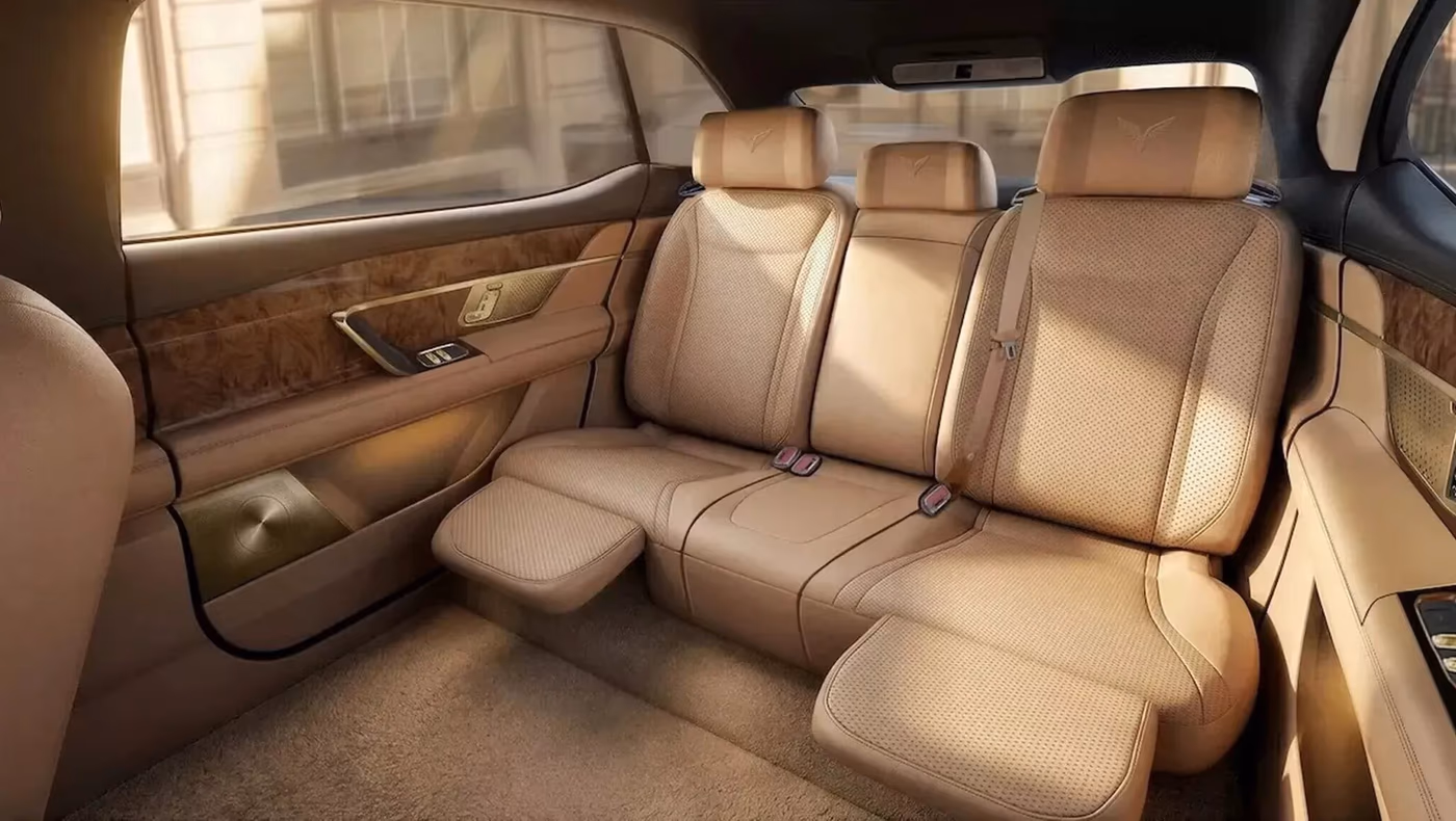 VinFast Lac Hong 900S