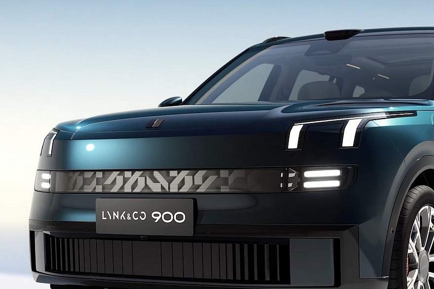 Lynk &amp; Co 900