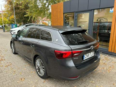 Toyota Avensis III facelifting 2014 — zdjęcie 4