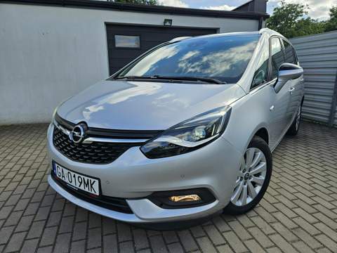 Opel Zafira C facelifting 2017 — zdjęcie 1