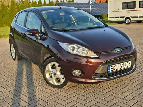Ford Fiesta Mk6 2011 — zdjęcie 1