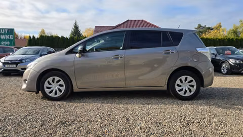 Toyota Verso I facelifting 2014 — zdjęcie 5