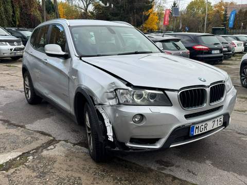 BMW X3 II (F25) 2011 — zdjęcie 3