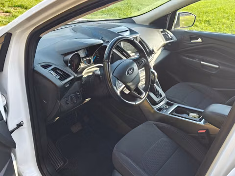Ford Kuga II facelifting 2019 — zdjęcie 3