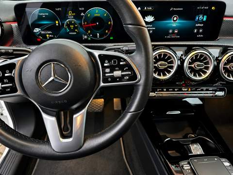 Mercedes-Benz A-Klasa IV (W177) 2022 — zdjęcie 6
