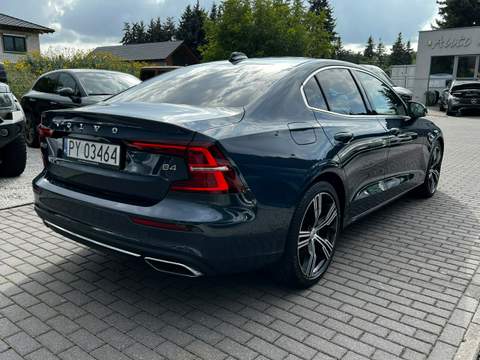 Volvo S60 III 2022 — zdjęcie 4