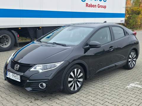 Honda Civic IX facelifting 2015 — zdjęcie 1