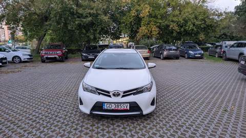 Toyota Auris II facelifting 2015 — zdjęcie 5