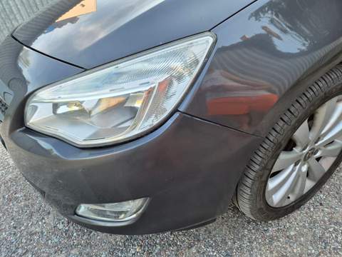 Opel Astra J 2010 — zdjęcie 5