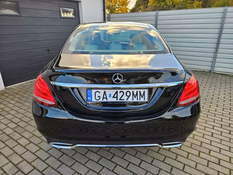 Mercedes-Benz C-Klasa IV (W205) facelifting 2018 — zdjęcie 3