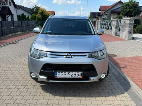 Mitsubishi Outlander III facelifting 2 2015 — zdjęcie 2