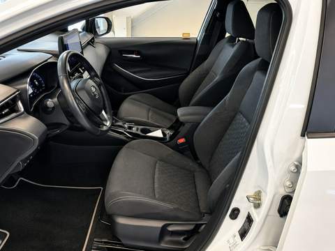 Toyota Corolla XII (E210) facelifting 2023 — zdjęcie 6