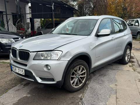 BMW X3 II (F25) 2011 — zdjęcie 2