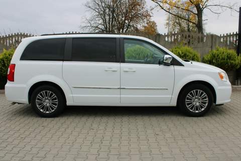 Chrysler Town & Country V facelifting 2014 — zdjęcie 5