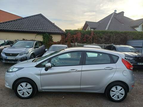 Ford Fiesta Mk6 2010 — zdjęcie 4