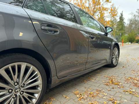 Toyota Avensis III facelifting 2014 — zdjęcie 6