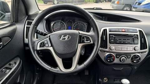 Hyundai i20 I facelifting 2013 — zdjęcie 5
