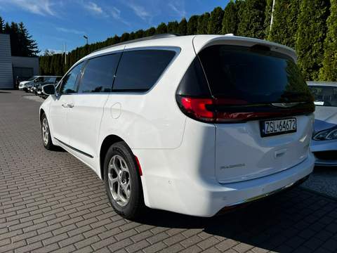 Chrysler Pacifica RU facelifting 2022 — zdjęcie 3