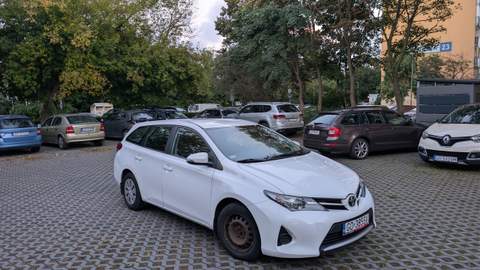 Toyota Auris II facelifting 2015 — zdjęcie 6