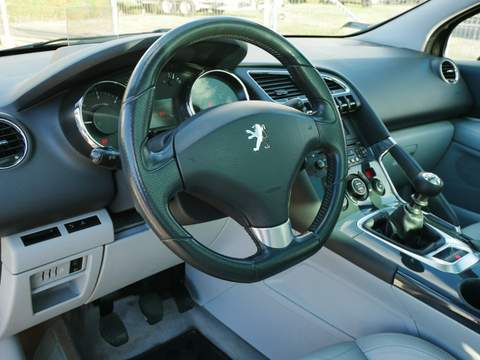 Peugeot 3008 I 2009 — zdjęcie 5