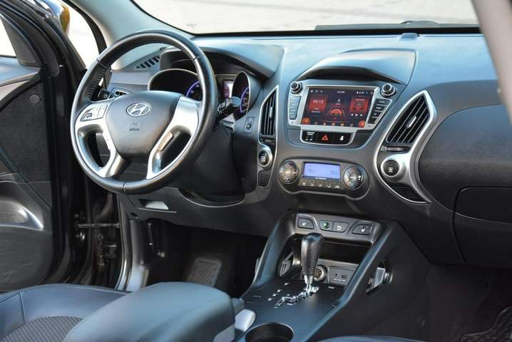 Hyundai ix35 I 2011 — zdjęcie 16