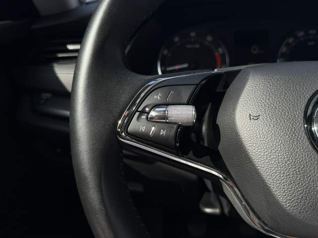Skoda Octavia III (A7) facelifting 2022 — zdjęcie 15