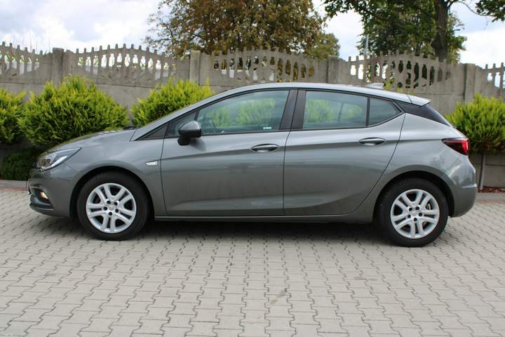 Opel Astra J facelifting 2018 — zdjęcie 11