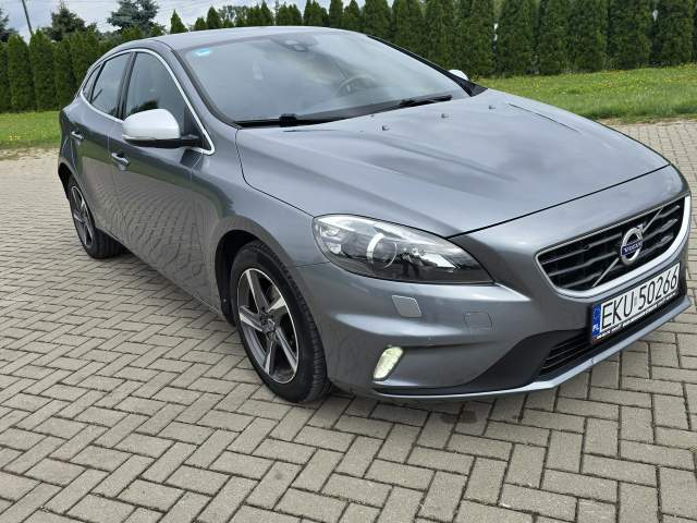 Volvo V40 II 2015 — zdjęcie 5