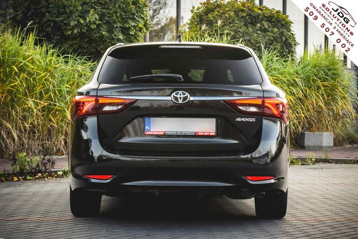 Toyota Avensis III facelifting 2 2017 — zdjęcie 10