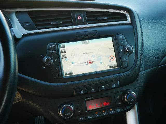 Kia Ceed II facelifting 2016 — zdjęcie 6