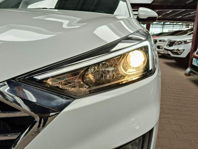 Hyundai Tucson III facelifting 2019 — zdjęcie 7
