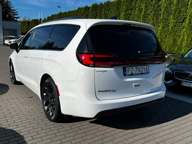 Chrysler Pacifica RU facelifting 2024 — zdjęcie 2