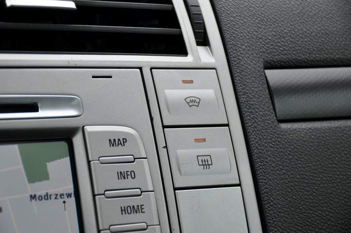 Ford Kuga I 2011 — zdjęcie 33