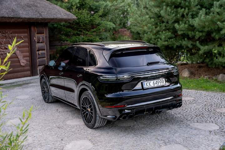 Porsche Cayenne III 2022 — zdjęcie 20