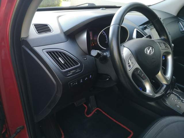 Hyundai ix35 I facelifting 2013 — zdjęcie 13