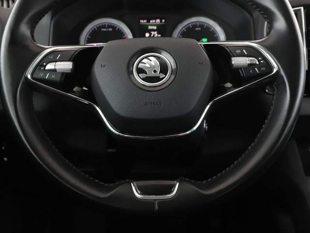 Skoda Karoq I facelifting 2021 — zdjęcie 21