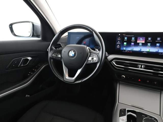 BMW 3 serii VII (G2x) facelifting 2023 — zdjęcie 16