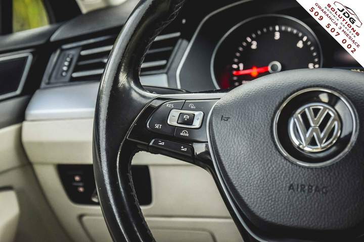 Volkswagen Passat B8 2017 — zdjęcie 16