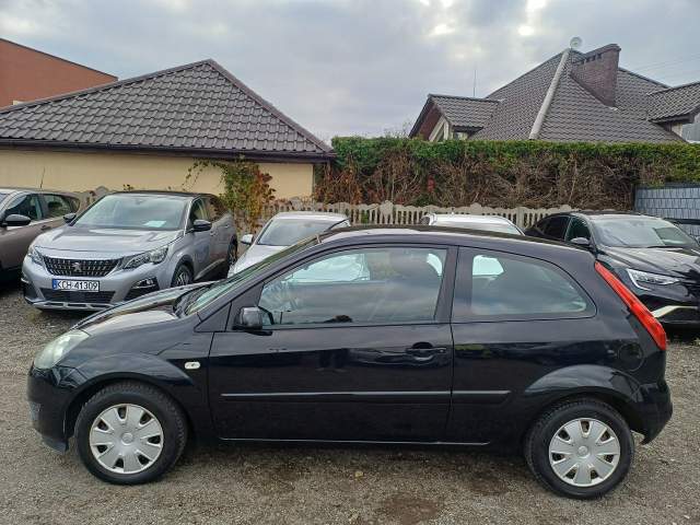 Ford Fiesta Mk6 2008 — zdjęcie 4
