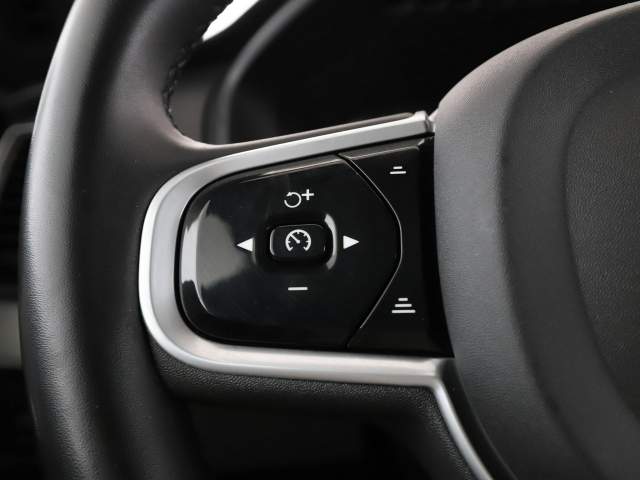 Volvo XC90 II facelifting 1 2021 — zdjęcie 32