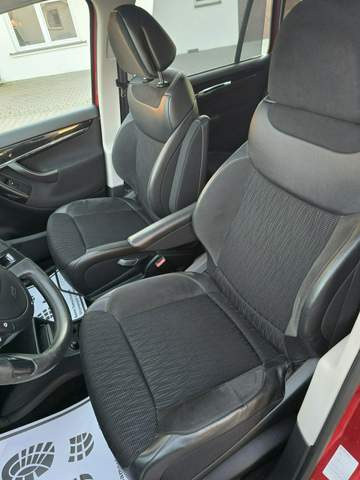 Citroen C4 Picasso I 2011 — zdjęcie 14