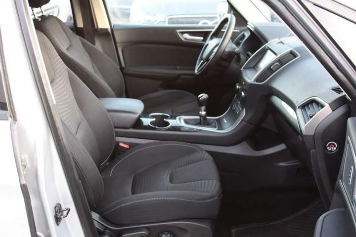 Ford S-MAX II 2016 — zdjęcie 15