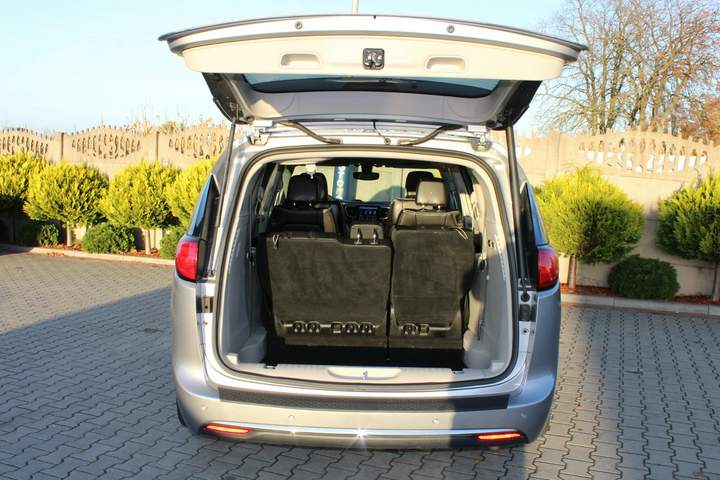Chrysler Pacifica RU 2018 — zdjęcie 34