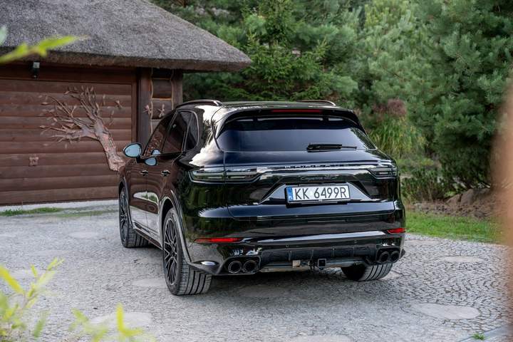 Porsche Cayenne III 2022 — zdjęcie 28