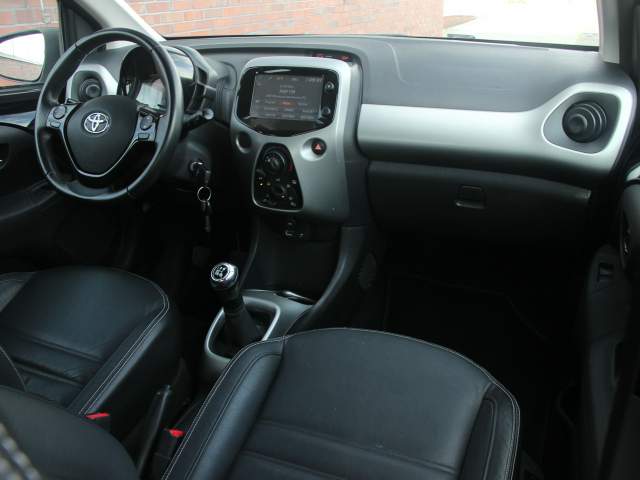 Toyota Aygo II 2017 — zdjęcie 29