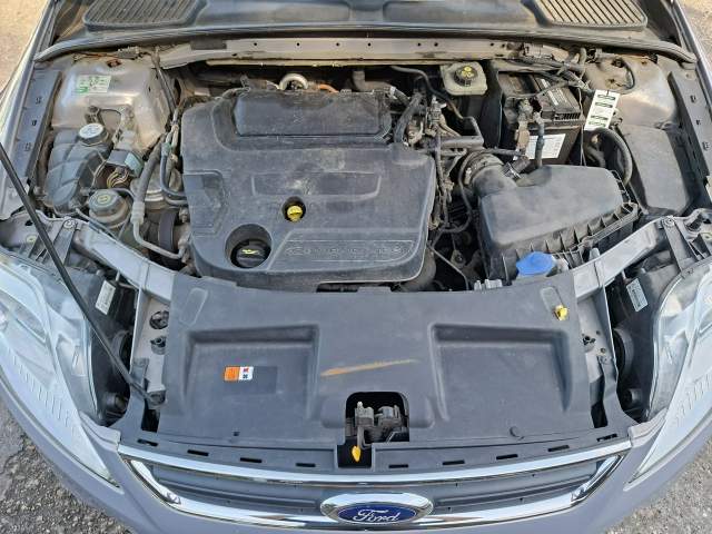 Ford Mondeo IV facelifting 2011 — zdjęcie 28