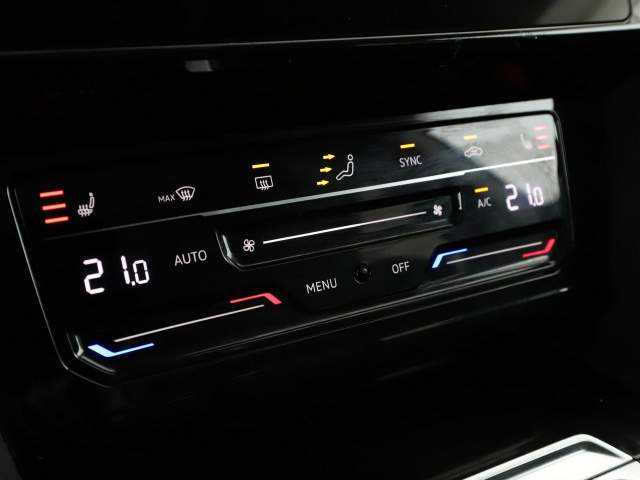Volkswagen Arteon I facelifting 2020 — zdjęcie 27