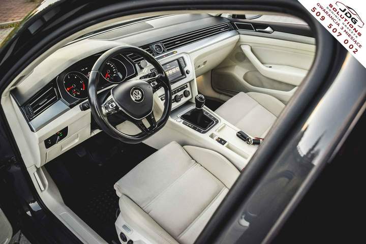 Volkswagen Passat B8 2017 — zdjęcie 12