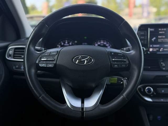 Hyundai i30 III facelifting 2 2022 — zdjęcie 16