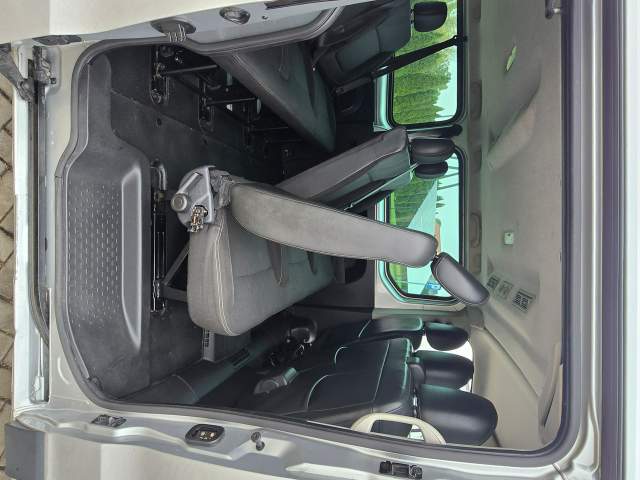 Renault Trafic III 2020 — zdjęcie 21